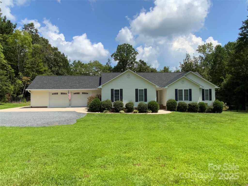 402 Shiloh Church Road, Troy, NC 27371