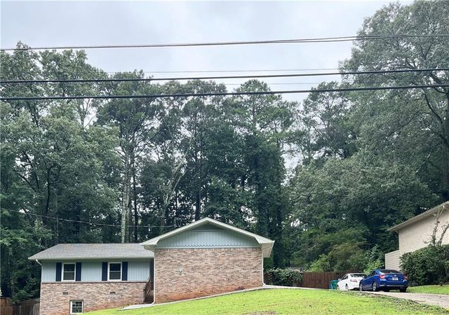 4857 Alpine SW Drive, Lilburn, GA 30047