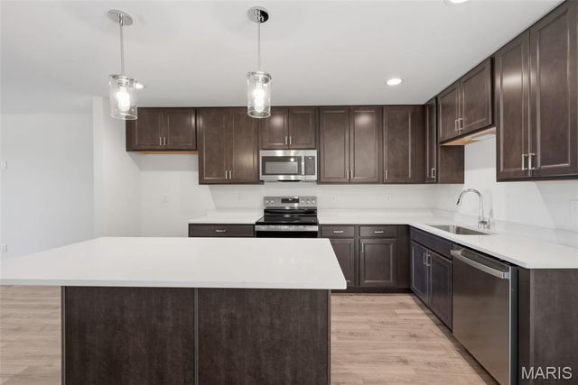 316 Fall Harvest Parkway, Wentzville, MO 63385