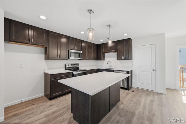 316 Fall Harvest Parkway, Wentzville, MO 63385