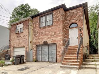 575 Bergen St, Newark City, NJ 07108