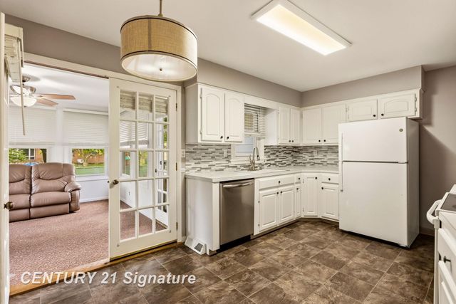 2805 Courtland Place, Saginaw Twp, MI 48603