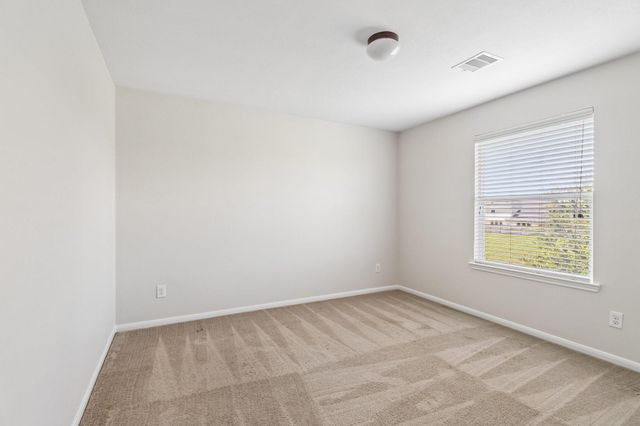 9619 Indian Trl, Mont Belvieu, TX 77580