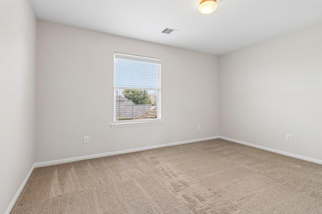 9619 Indian Trl, Mont Belvieu, TX 77580