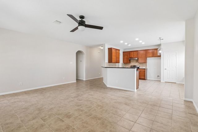 9619 Indian Trl, Mont Belvieu, TX 77580