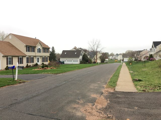 1925 Manchester Road, Glastonbury, CT 06033