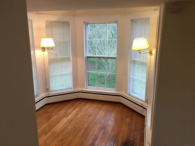 1925 Manchester Road, Glastonbury, CT 06033