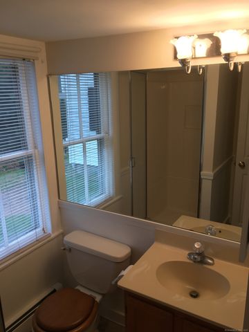 1925 Manchester Road, Glastonbury, CT 06033