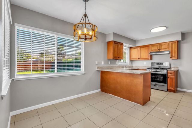 4448 Durer Pkwy, Sacramento, CA 95823