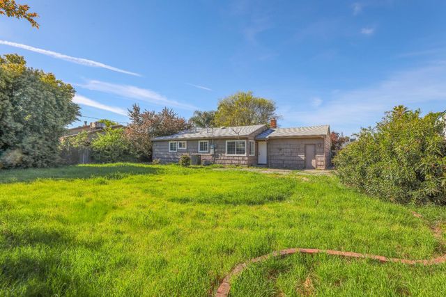 4448 Durer Pkwy, Sacramento, CA 95823