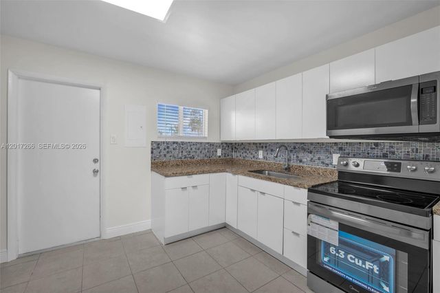 1550 NE 131st Ln 1550, North Miami, FL 33161