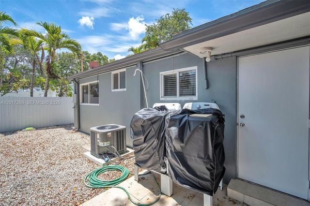 1550 NE 131st Ln 1550, North Miami, FL 33161