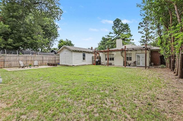 2021 NW 18th Street, Oklahoma City, OK 73106