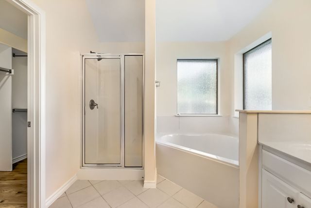 1005 Lake Ridge Drive, Sanger, TX 76266