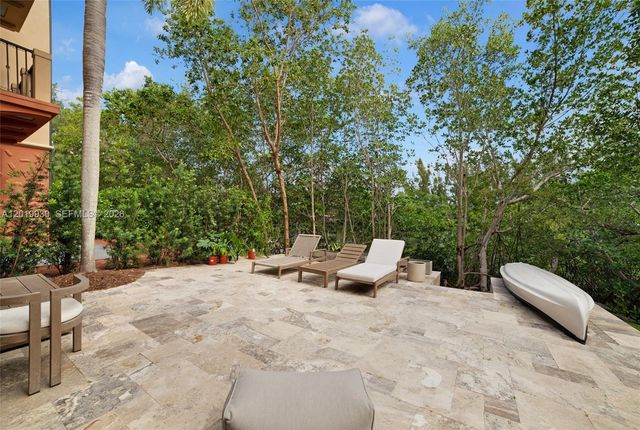 6226 Paradise Point Drive, Palmetto Bay, FL 33157