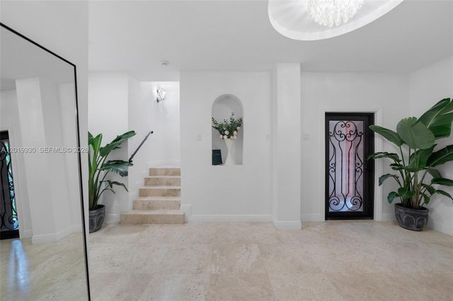 6226 Paradise Point Drive, Palmetto Bay, FL 33157