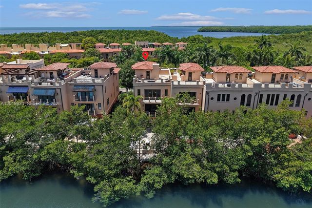6226 Paradise Point Drive, Palmetto Bay, FL 33157