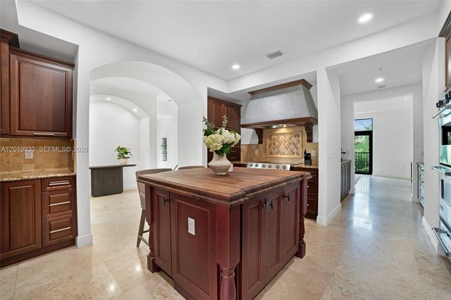6226 Paradise Point Drive, Palmetto Bay, FL 33157