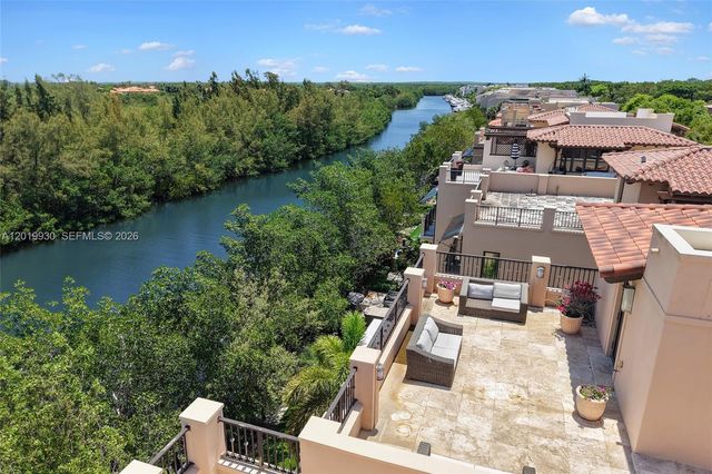 6226 Paradise Point Drive, Palmetto Bay, FL 33157