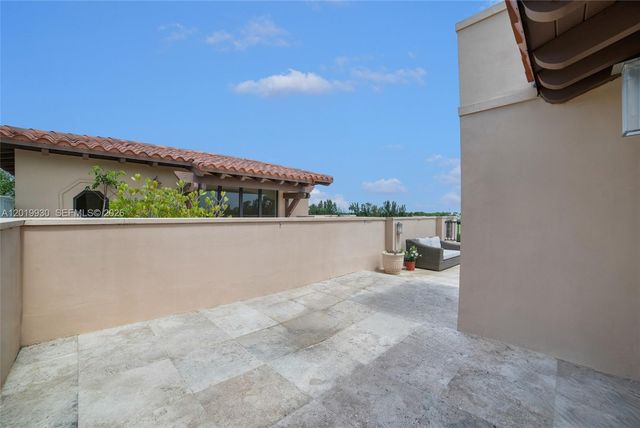 6226 Paradise Point Drive, Palmetto Bay, FL 33157