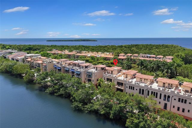 6226 Paradise Point Drive, Palmetto Bay, FL 33157