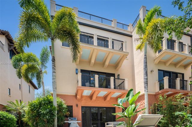 6226 Paradise Point Drive, Palmetto Bay, FL 33157