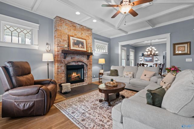 505 Vine Street NE, Decatur, AL 35601