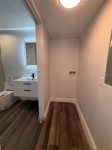 9481 HIGHLAND OAK DRIVE 1611, Tampa, FL 33647