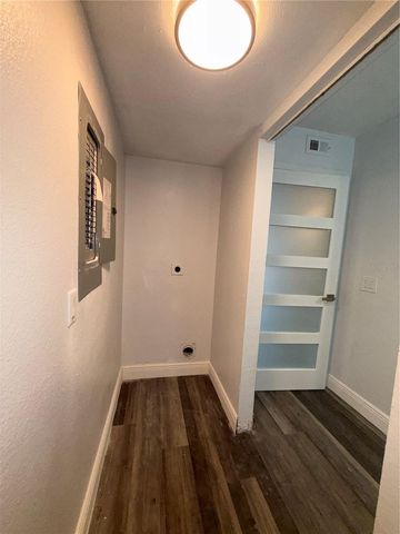 9481 HIGHLAND OAK DRIVE 1611, Tampa, FL 33647