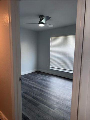 9481 HIGHLAND OAK DRIVE 1611, Tampa, FL 33647