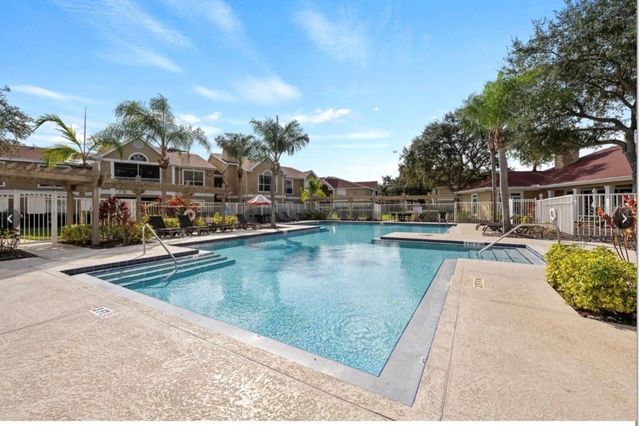 9481 HIGHLAND OAK DRIVE 1611, Tampa, FL 33647