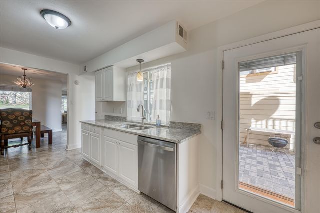 1209 Hi Stirrup 113, Horseshoe Bay, TX 78657