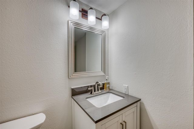 1209 Hi Stirrup 113, Horseshoe Bay, TX 78657