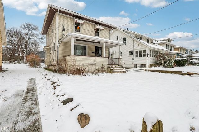 1281 Neptune Avenue, Akron, OH 44301