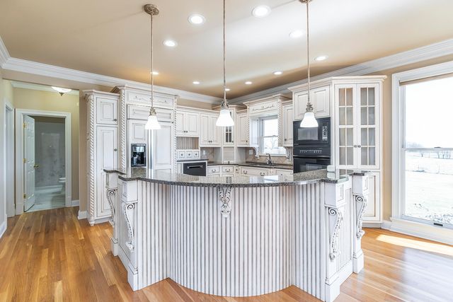 2447 Clintonville Road, Winchester, KY 40391