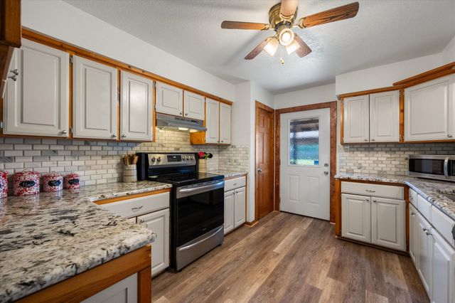 377 Southern Oaks Drive, Streetman, TX 75859