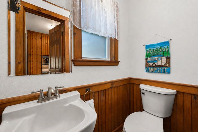 377 Southern Oaks Drive, Streetman, TX 75859