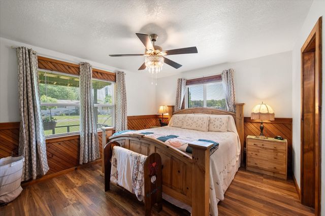 377 Southern Oaks Drive, Streetman, TX 75859