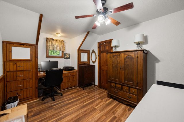 377 Southern Oaks Drive, Streetman, TX 75859