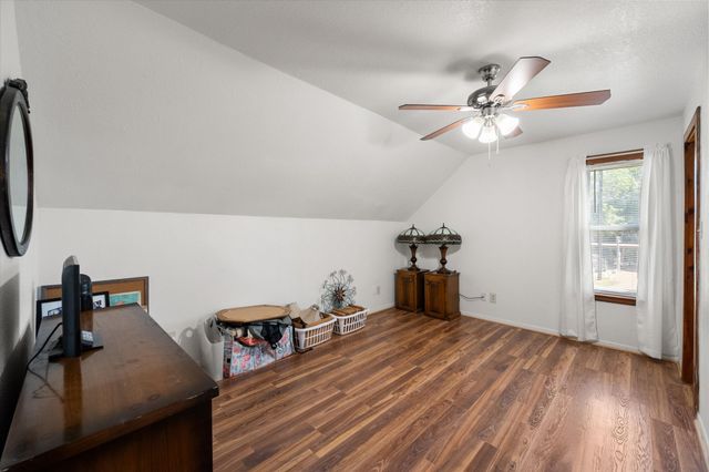 377 Southern Oaks Drive, Streetman, TX 75859