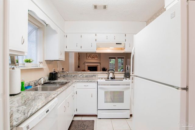 2813 Langley Ave C105, Pensacola, FL 32504