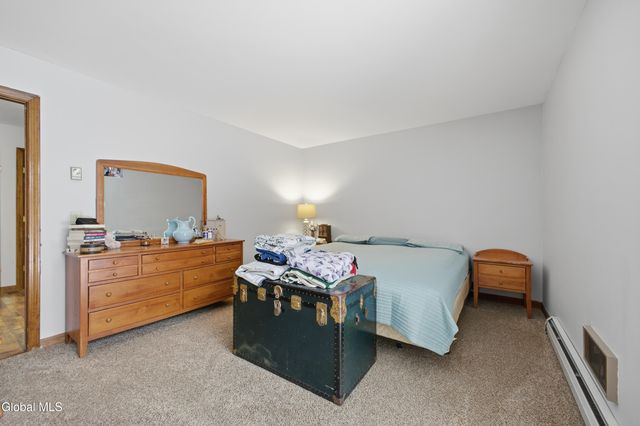 48 Meadow Drive, Queensbury, NY 12804