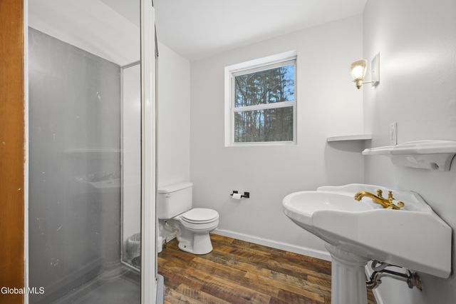 48 Meadow Drive, Queensbury, NY 12804