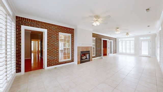 1395 Charleston Ln, Columbia, TN 38401