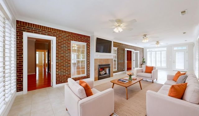 1395 Charleston Ln, Columbia, TN 38401