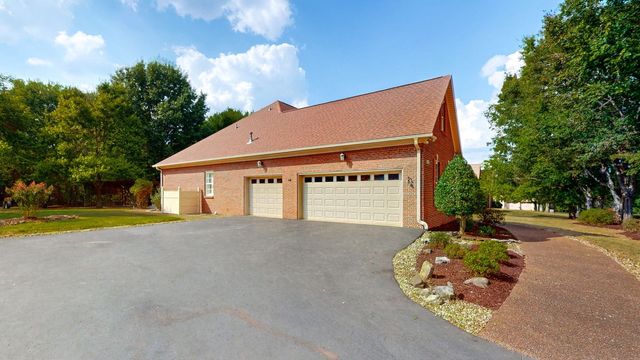 1395 Charleston Ln, Columbia, TN 38401