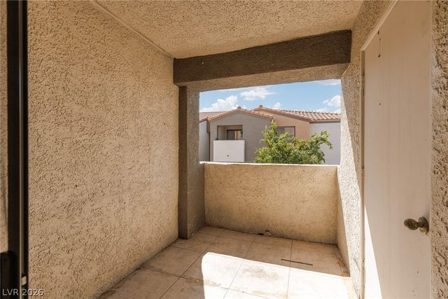 3151 Soaring Gulls Drive 2113, Las Vegas, NV 89128