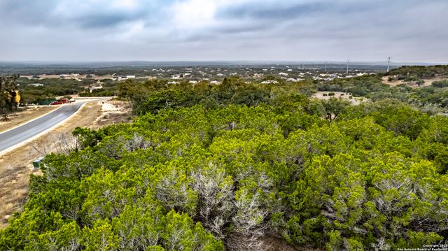 678 Butler Oaks, Bulverde, TX 78163