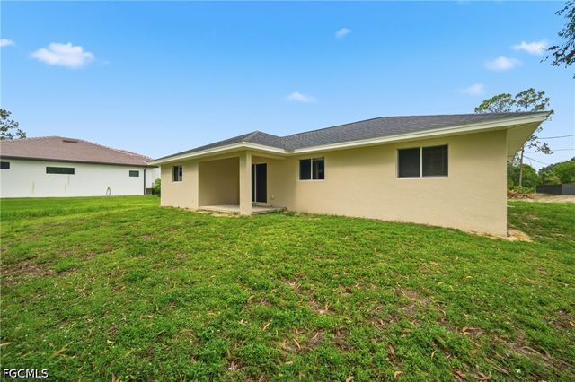 1800 Venice AVE N, Lehigh Acres, FL 33971