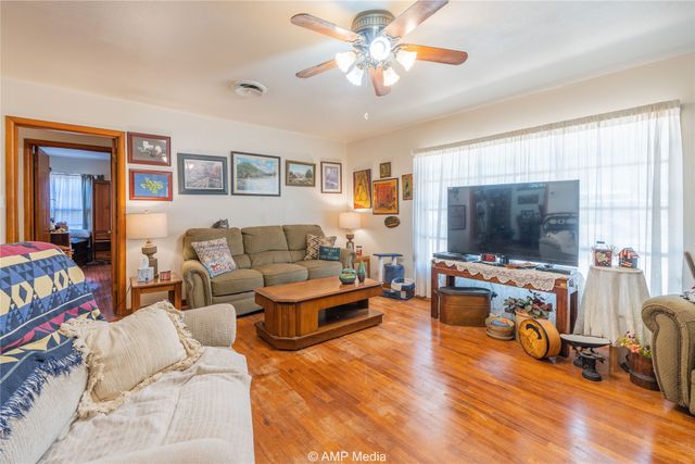 704 E Burnside, Rotan, TX 79546